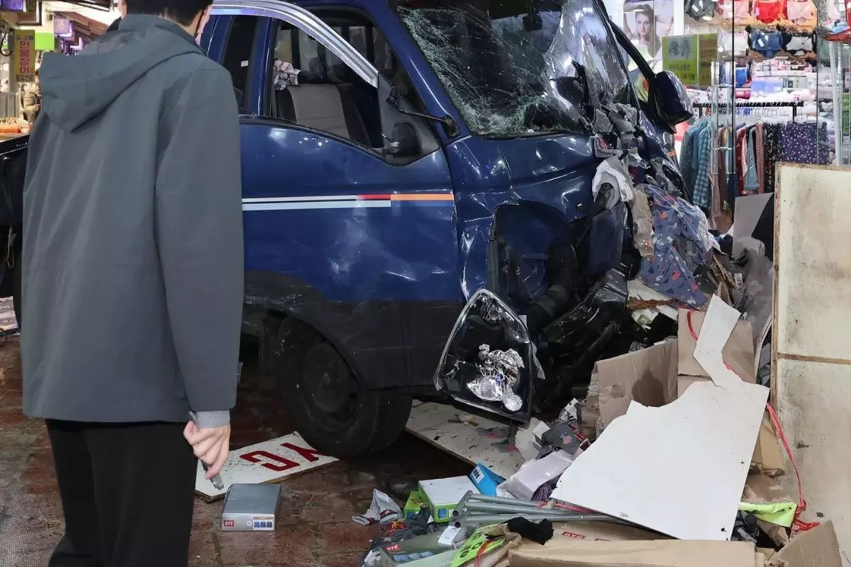 Bucheon’da Pazar Kazası: 2 Ölü, 18 Yaralı