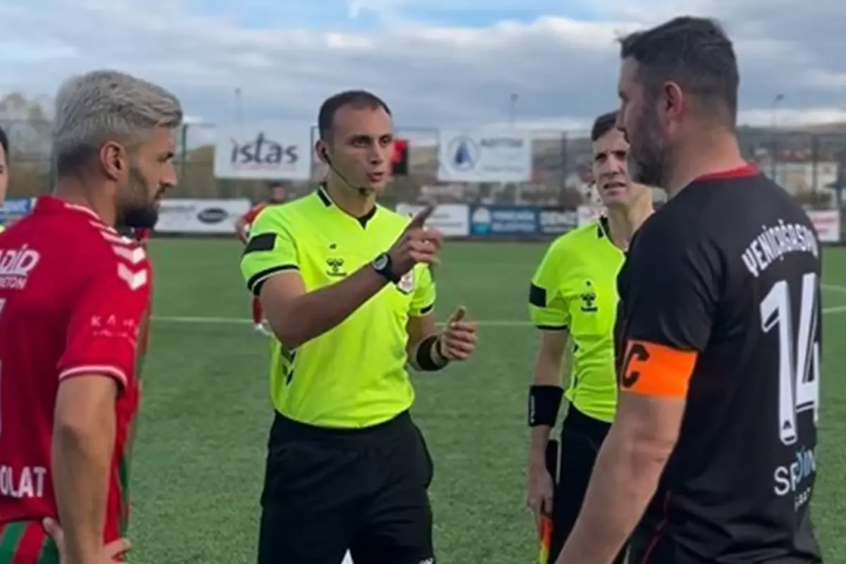 Hakemin “Ağabey” Selamı Maçı Gölgelendirdi: Sosyal Medyada Viral Oldu