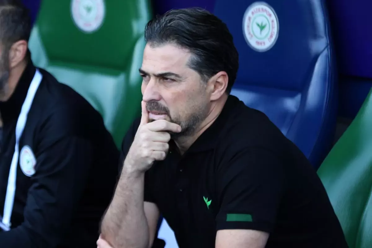 İlhan Palut, Çaykur Rizespor’daki Görevini Bıraktı