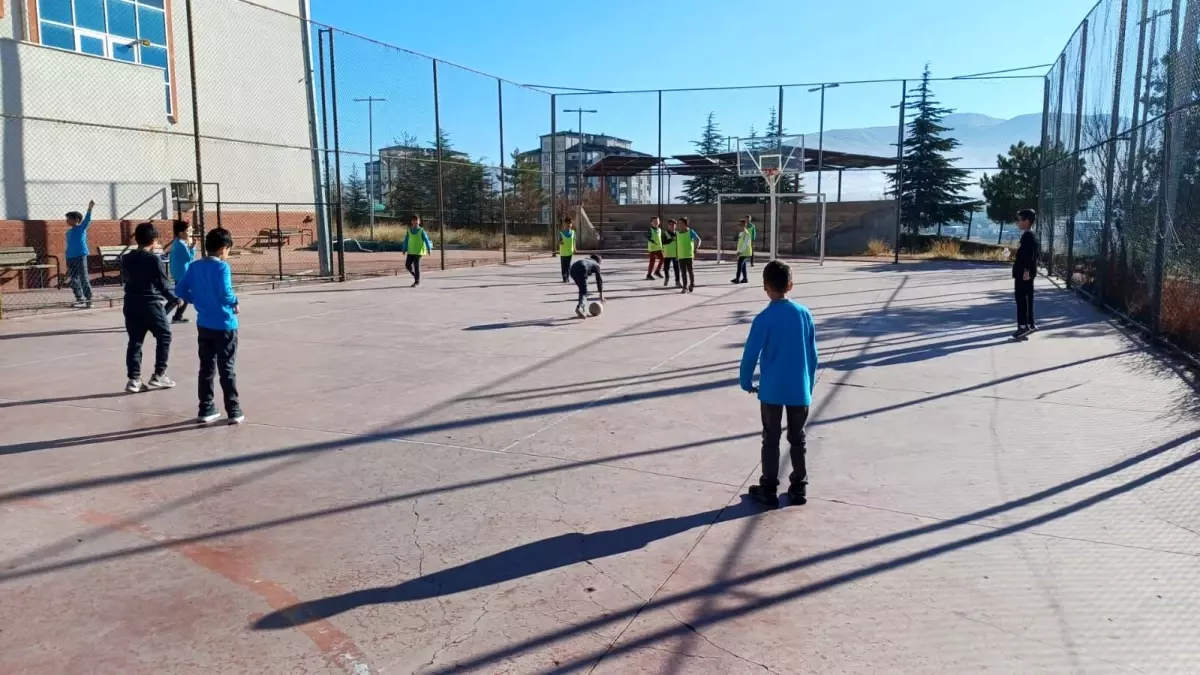 Spora İlk Adım Projesi Devam Ediyor