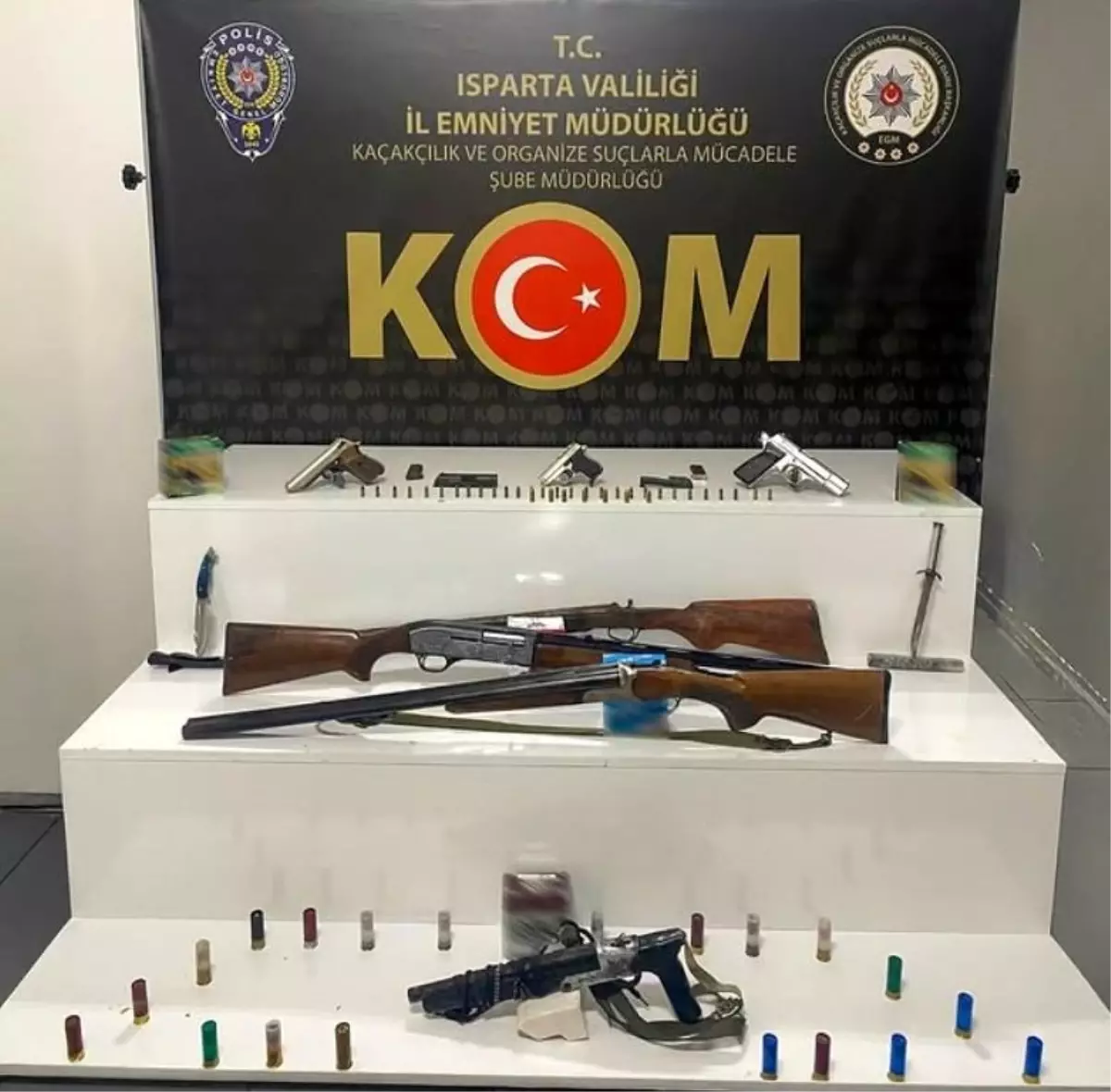 Isparta’da Silah Operasyonu: Çok Sayıda Ateşli Silah ve Mühimmat Ele Geçirildi