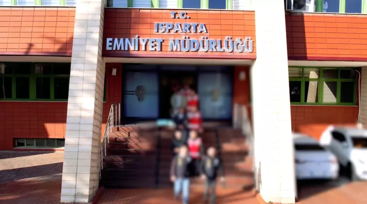 Isparta’da 850 Milyon TL’lik Siber Para Ağı Çökertildi: 13 Kişi Tutuklandı