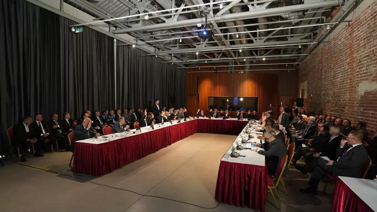 İstanbul’da Metrobüs Güzergahı Özel Günlerde Fatih Sultan Mehmet Köprüsü’nden Geçecek!