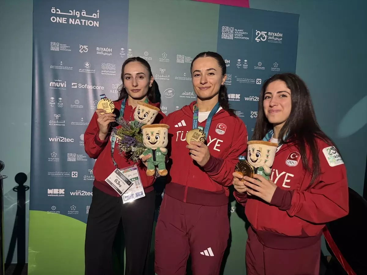 Halterde 9 Altın Madalya: Atatürk’e Şanlı Bir Armağan