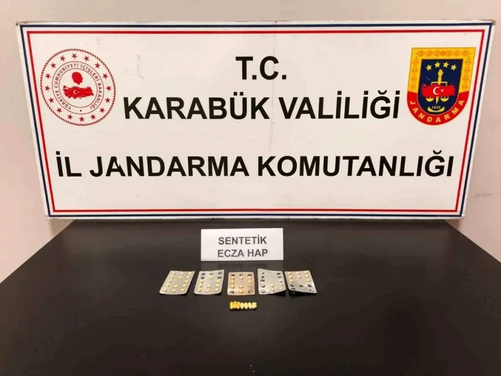 Uyuşturucu Haplar Karabük’te Jandarma Ekiplerince Ele Geçirildi