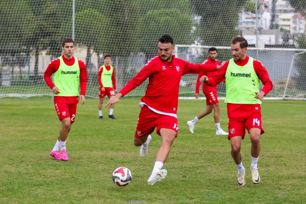 Karşıyaka’nın Golcü Şampiyonu Ömer Faruk Sezgin’in Ceza Süreci ve Tahkim Bekleyişi