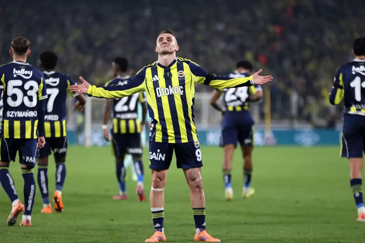 Kerem Aktürkoğlu, Süper Lig’de tarihe geçti!