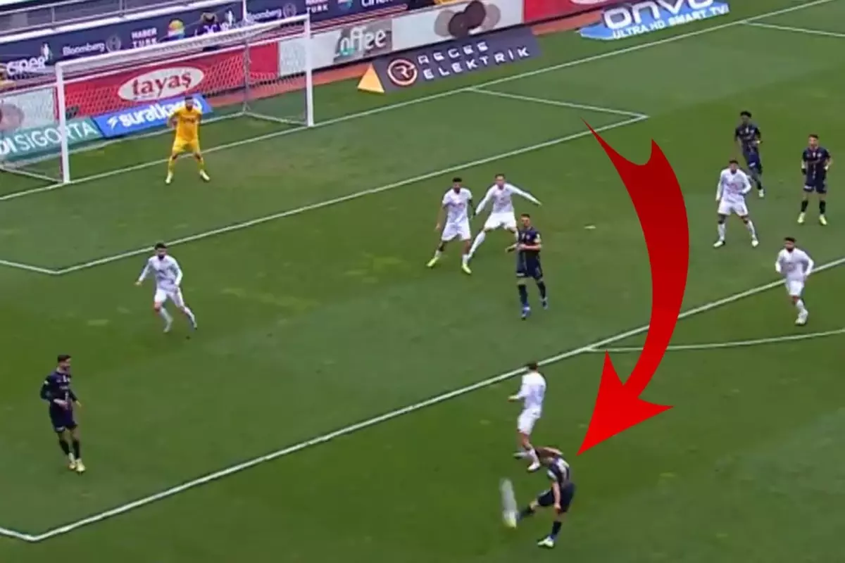 Kevin Rodrigues’in Kasımpaşa Formasıyla Attığı Gol FIFA Puskas Ödülü’ne Aday Gösterildi