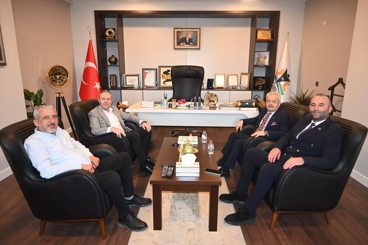 MHP İl Başkanı Savaş’an’dan Ticaret Ziyareti