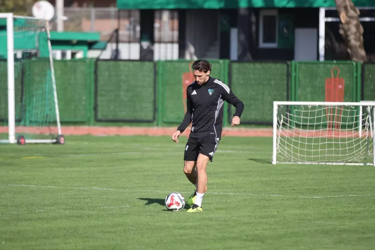 Kocaelispor, Gençlerbirliği Maçına Hazırlanıyor: Teknik Direktör İnan’dan Kritik Açıklamalar