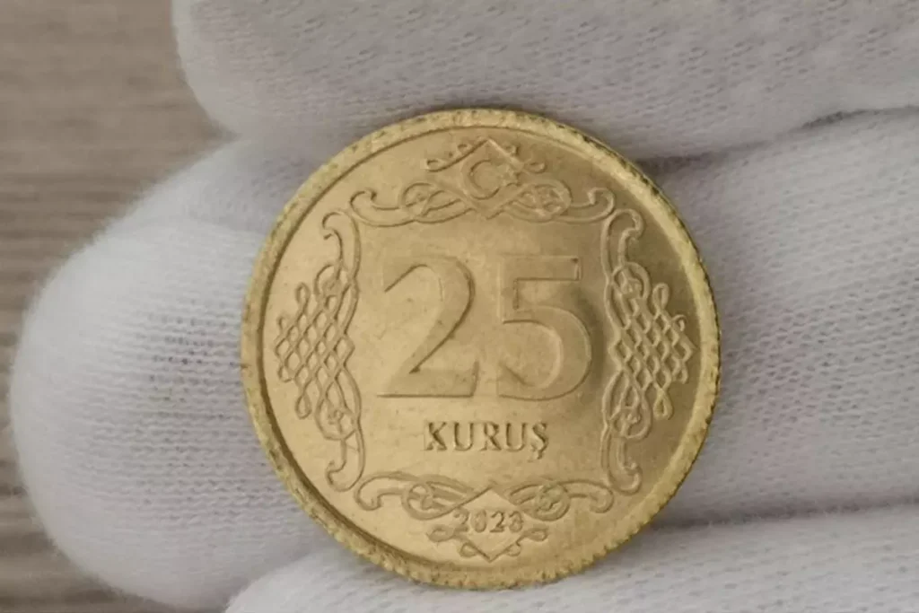 25 Kuruş Madeni Paralar Nadirleşiyor, Değerleri Zirveye Çıkıyor