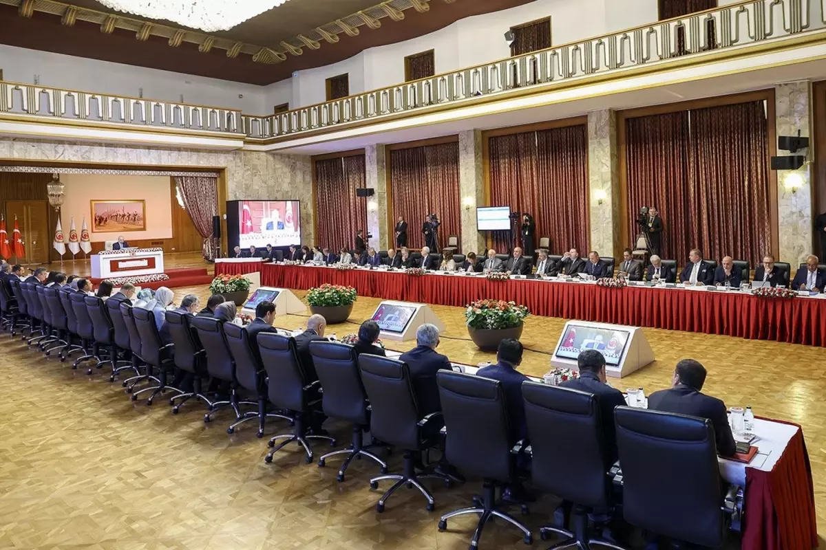 Komisyon İmralı’ya gidecek mi? AK Parti ile MHP arasında görüşme