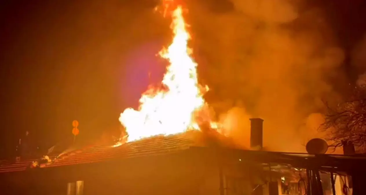 Manisa Kula’da Yangın: İki Yaralı