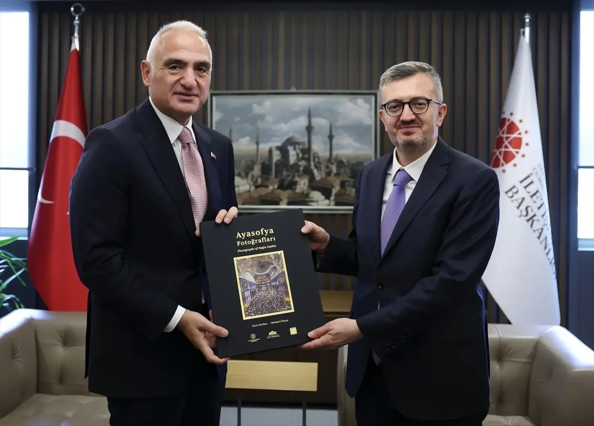 Bakan Ersoy’dan Duran’a Ziyaret: Kültür‑Turizm ve Kamu Diplomasisi Üzerine Yeni İşbirliği Adımları
