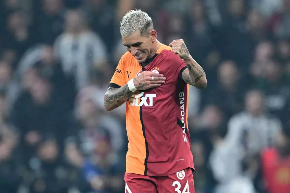 Lucas Torreira’dan Devrim Özkan’a Sürpriz Hamle