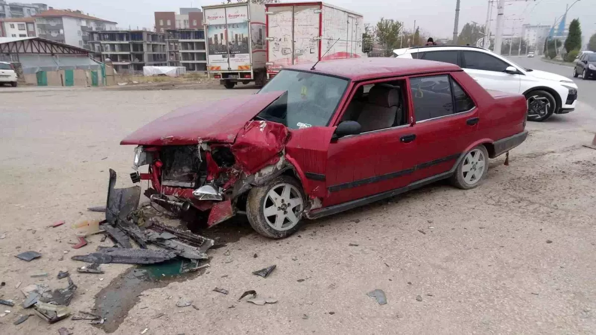 Malatya’da Trafik Kazası: 2 Yaralı