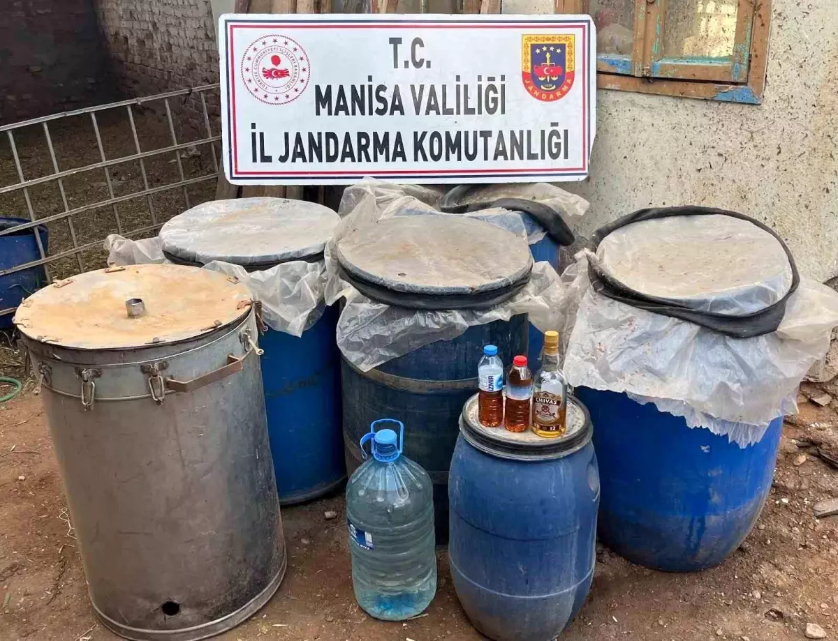 Manisa’da Sahte Alkol Operasyonu: 82 Litre Sahte Rakı ve 800 Litre Üzüm Şırası Ele Geçirildi