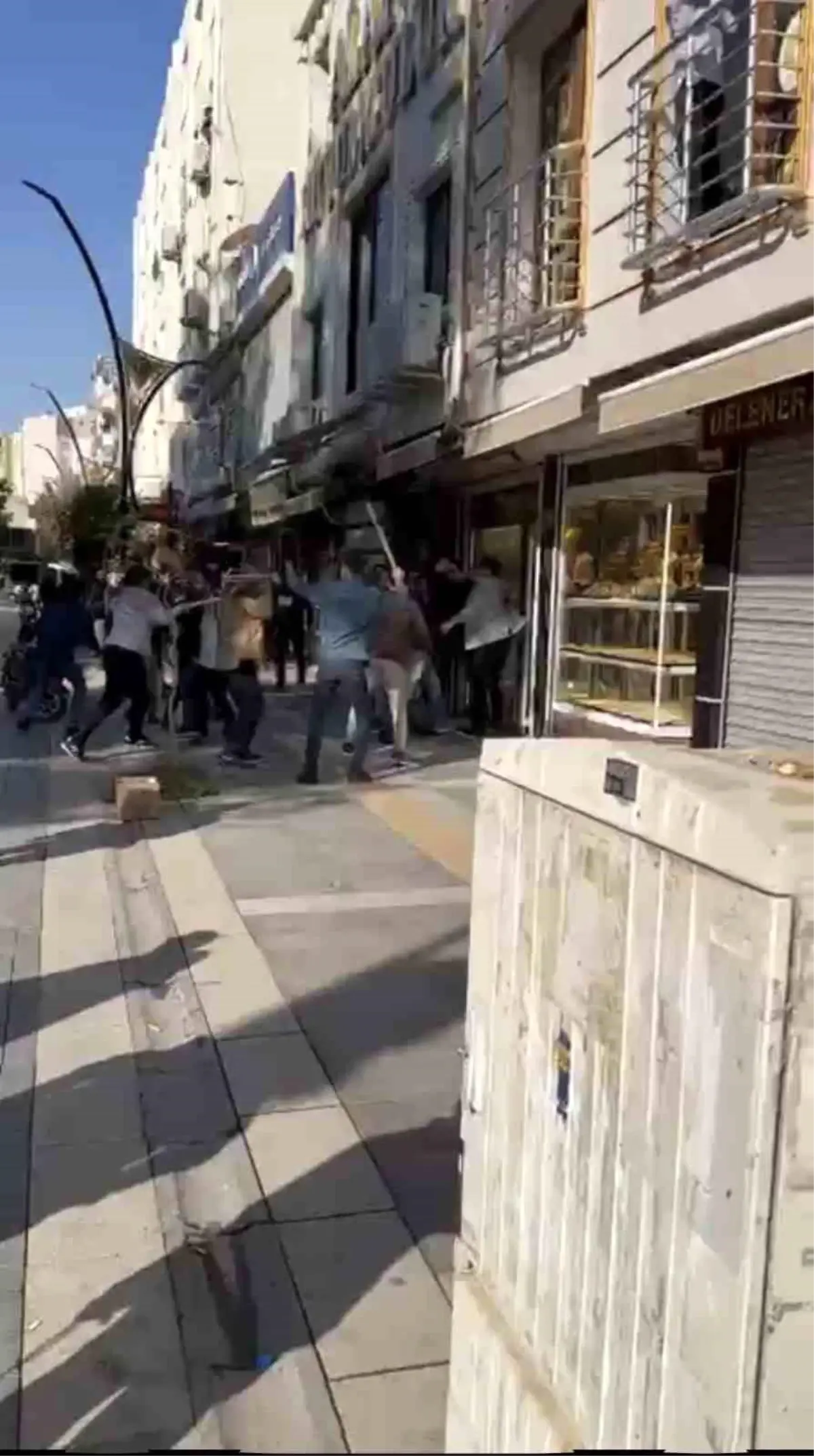 Kızıltepe’de Kuyumcular Arasında Çıkan Kavga 1 Ölü İle Sonuçlandı