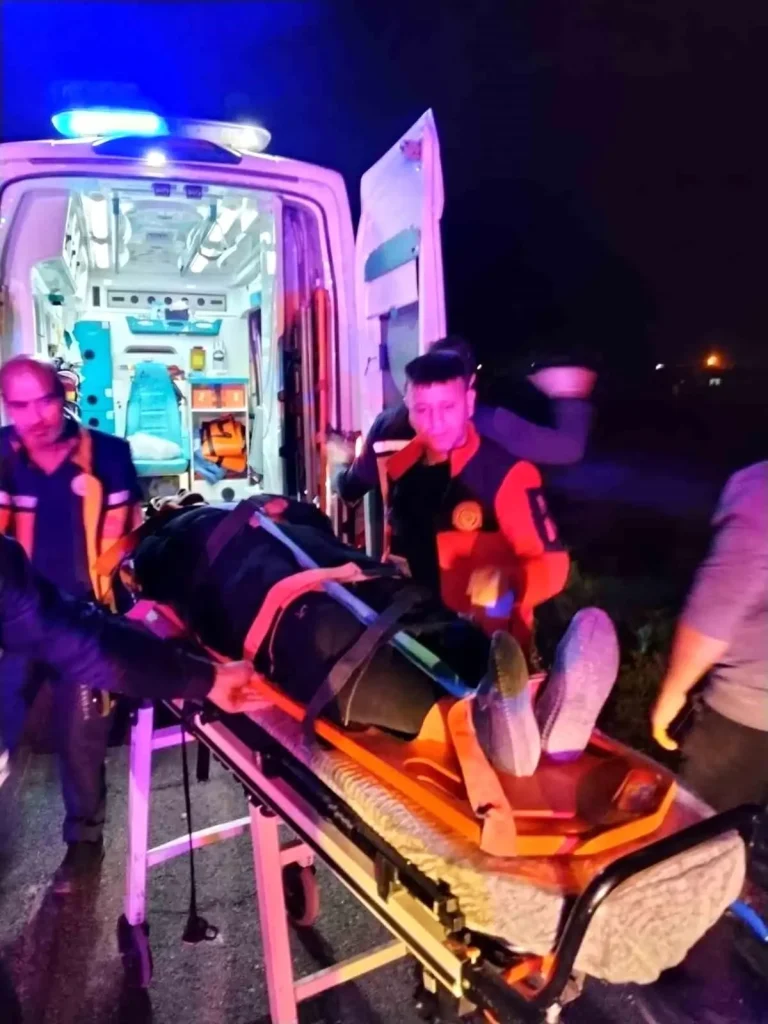 Mardin Kızıltepe’de Otomobil Devrildi: 3 Yaralı