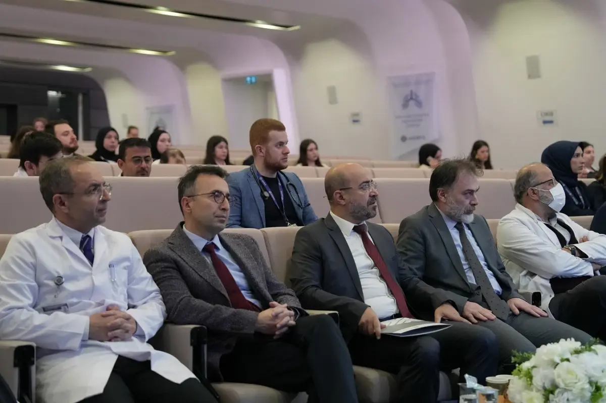 Akciğer Kanseri Farkındalık Paneli: Medipol’dan Çok Disiplinli Yaklaşım