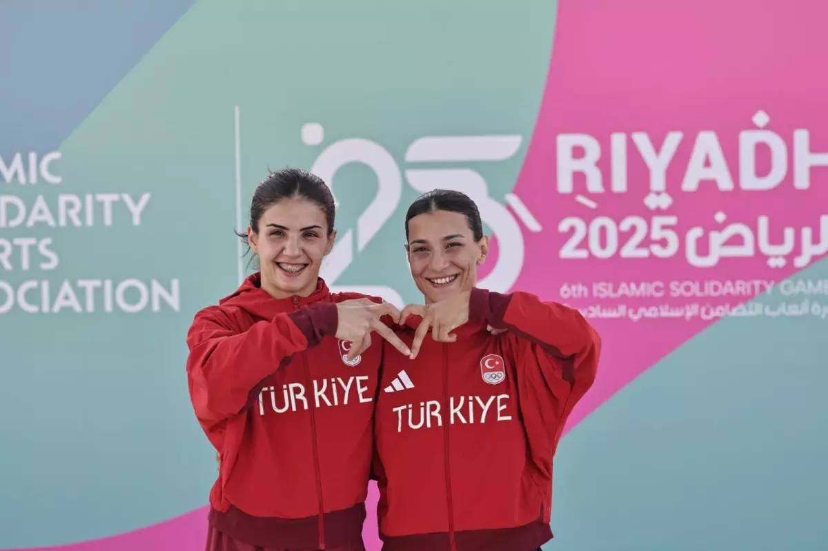 Türk Boksu Riyad’da Zirveye Çıktı: 3 Altın, 2 Gümüş ve 1 Bronzla Birincilik