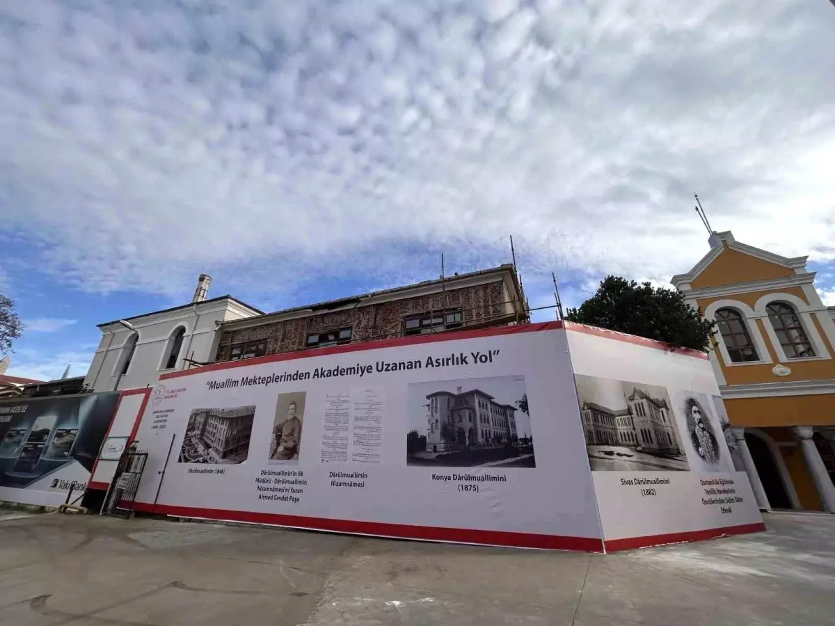 Milli Eğitim Akademisi Eğitimine Başlıyor