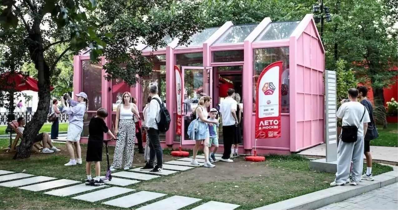 Moskova’da Moda ve Güzellik Festivali: Yazın En Renkli Etkinliği