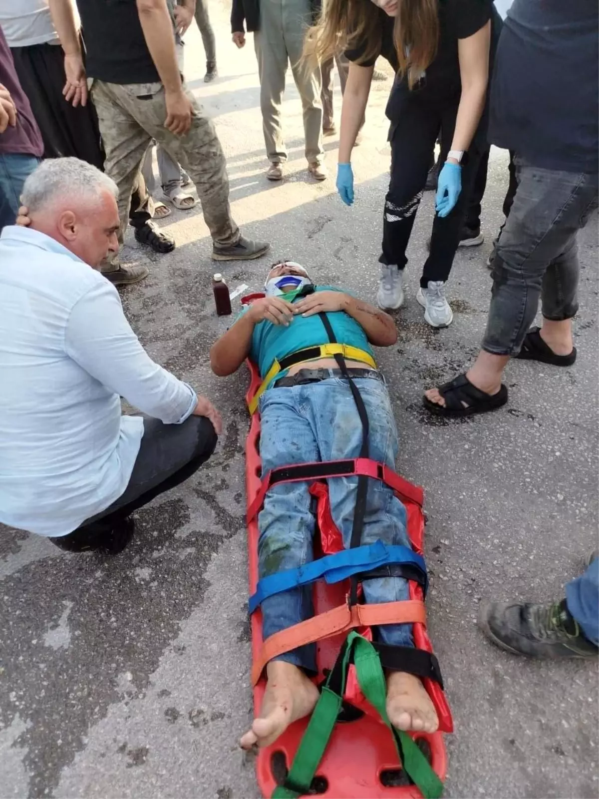 Adana’da Motosiklet Kazası: 2 Kişi Yaralandı