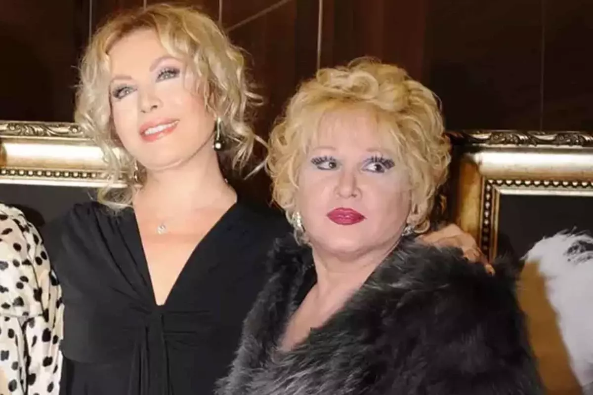 Muazzez Abacı’nın ardından Emel Sayın’dan yürek burkan veda