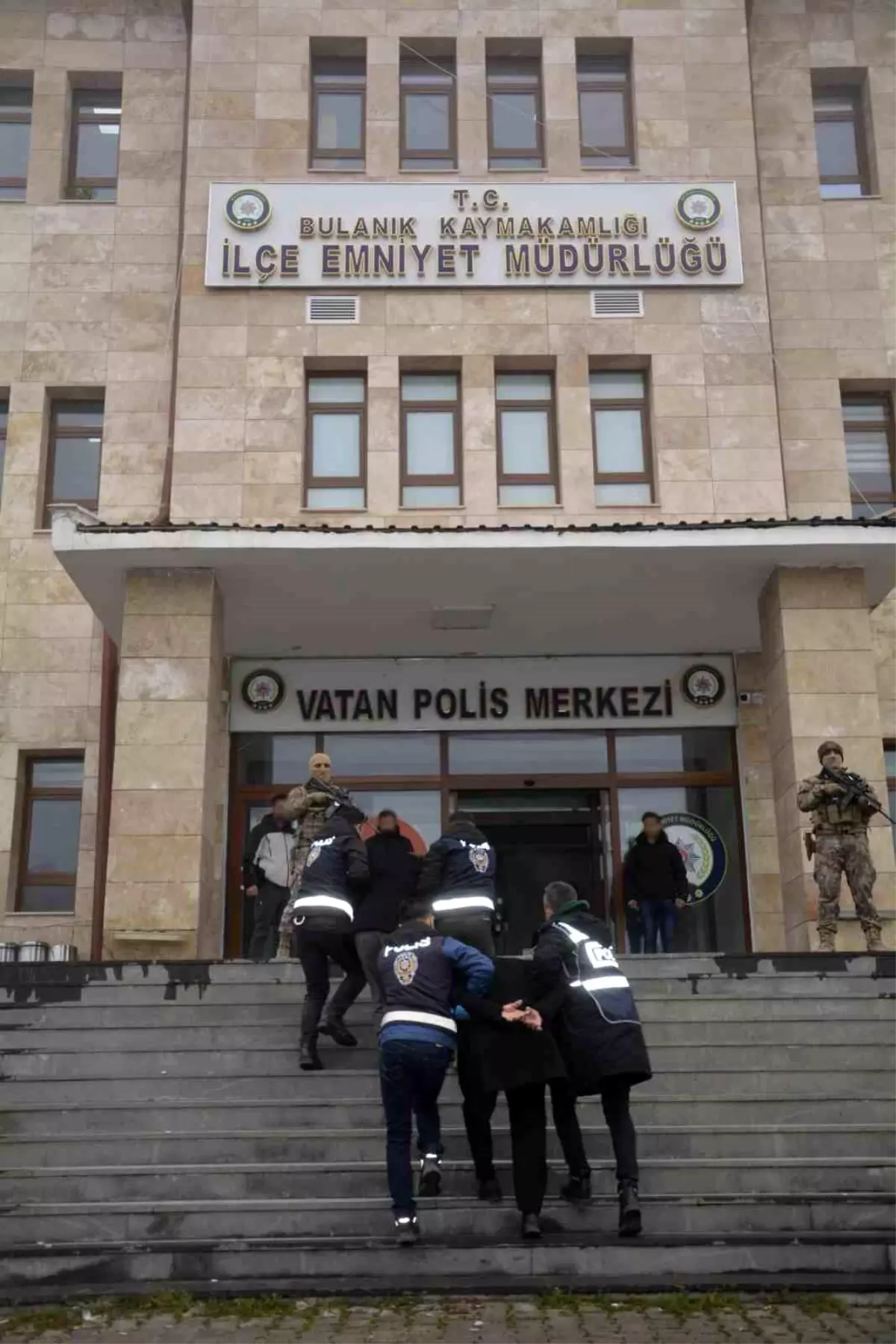 Bulanık’ta Silahlı Kavga: 1 Ölü, 2 Tutuklu