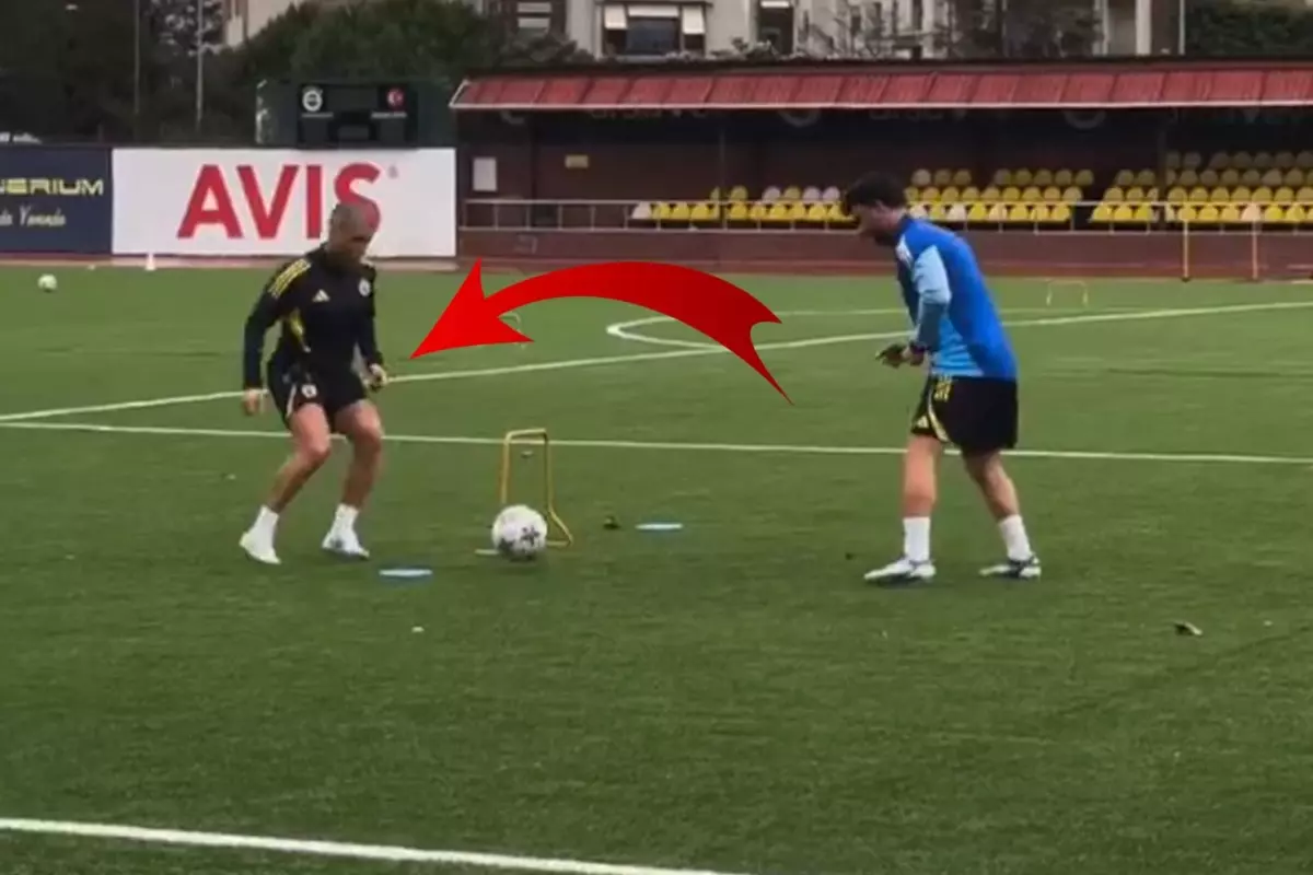 Nereden nereye! Bir dönemin gözdesi Emre Mor şimdilerde tek başına çalışıyor