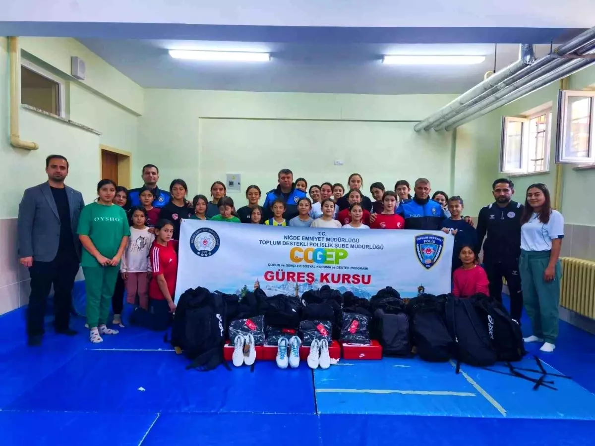 Niğde’de Gençlere Spor Etkinlikleri: Voleybol ve Güreş Rüzgarı