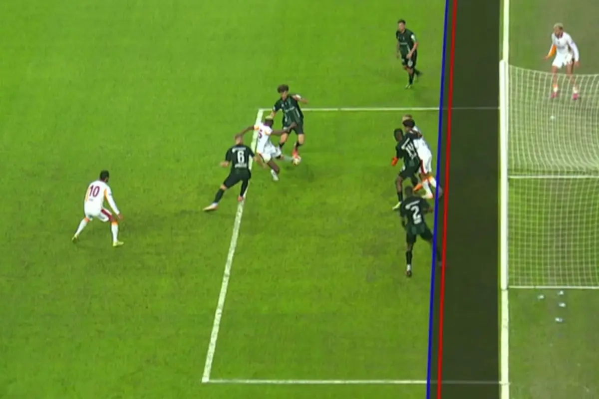 Ofsayt mı değil mi? Ünlü yorumcular Türkiye’nin konuştuğu pozisyonda hemfikir oldu