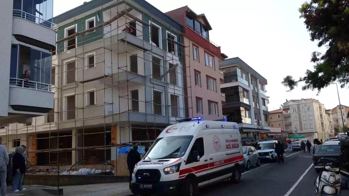 Altınordu’da İnşaat İşçisi 3. Kattan Düştü
