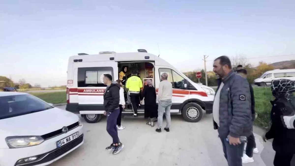 Sakarya’da Kaynarca’da Trafik Kazası: 2 Kadın Hafif Yaralandı