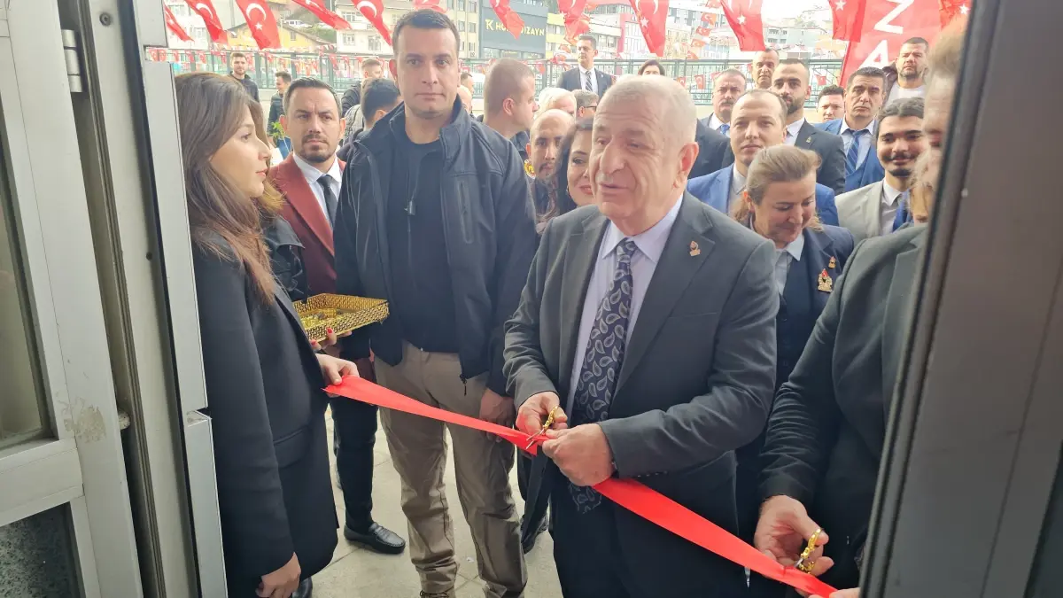 Özdağ’dan Yavaş’a Sert Açıklama: “Saklayacak Bir Şeyi Yok”