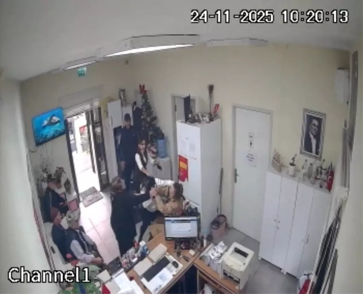 Pendik’te Kavga: Kadın Muhtara Saldırdı