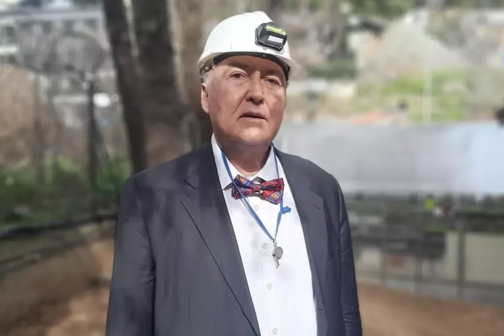 Prof. Dr. Ahmet Ercan’dan korkutan haber! Kalp krizi geçirip ameliyata alındı