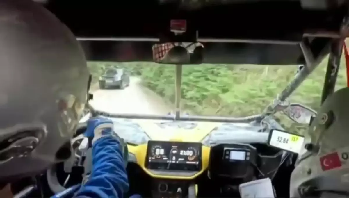 Bolu’da Baja Şampiyonası’nda Şok Kaza: Ralli Aracı Sivil Kamyonete Çarptı