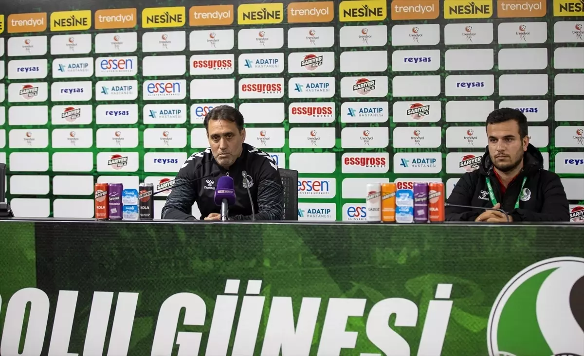 Eminevim Ümraniyespor, Sakaryaspor’la 1-1 Beraberliğe Kavuştu: Açıkgöz ve Sütlü’nün Açıklamaları