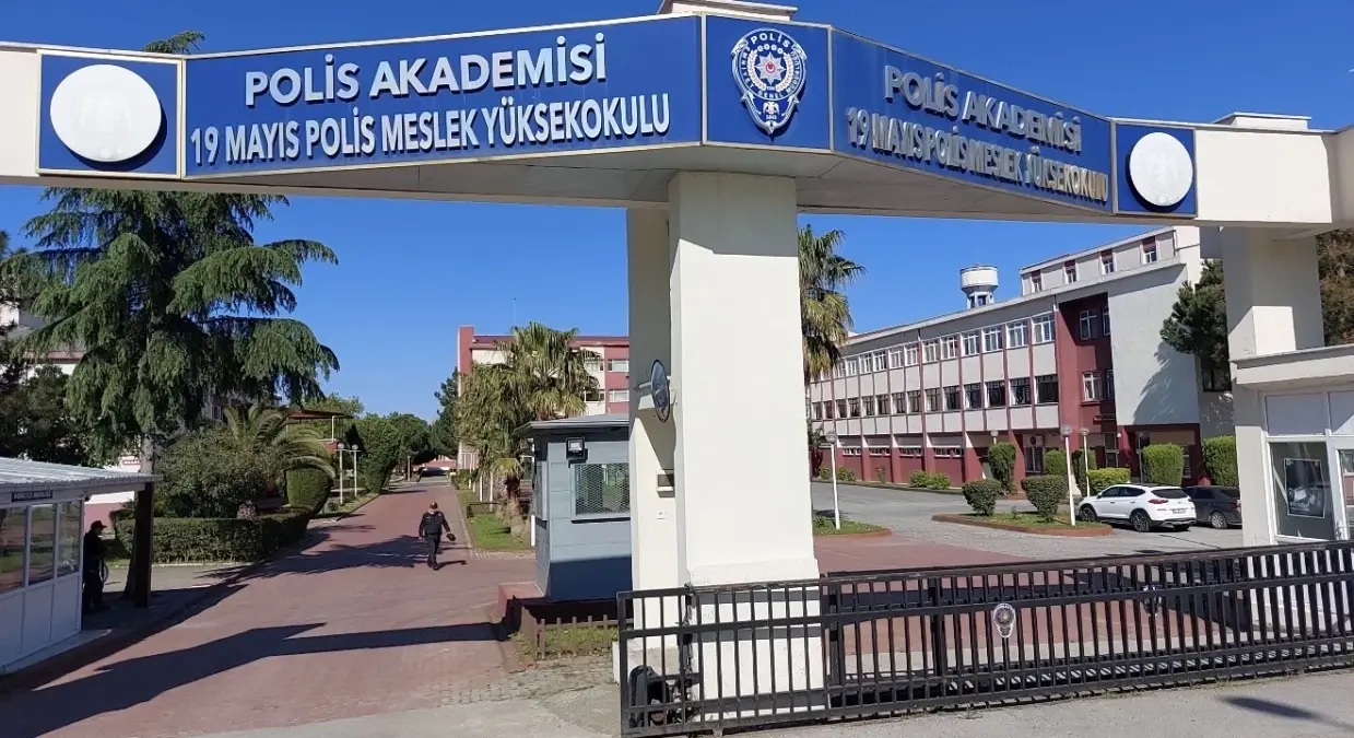 Şok! Polis Akademisinde Öğrenci 5. Katından Atlayarak Hayatını Kaybetti