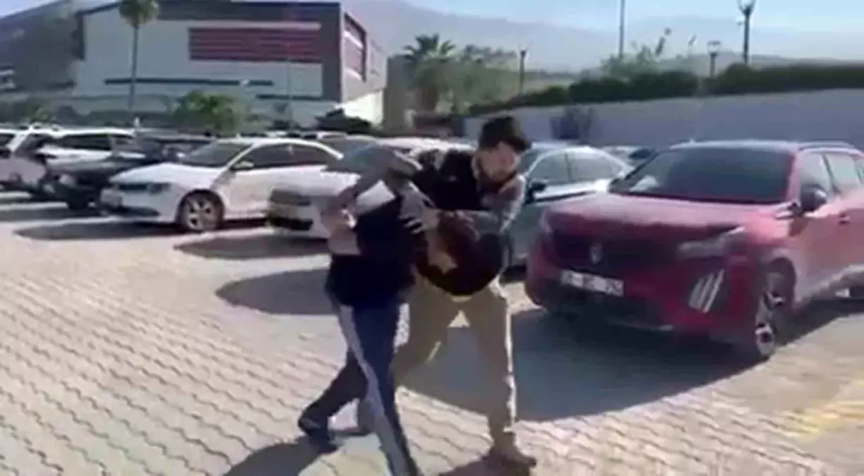 Hatay’da Şantiye Kavgası: 22 Yaşındaki Genç Hastanede