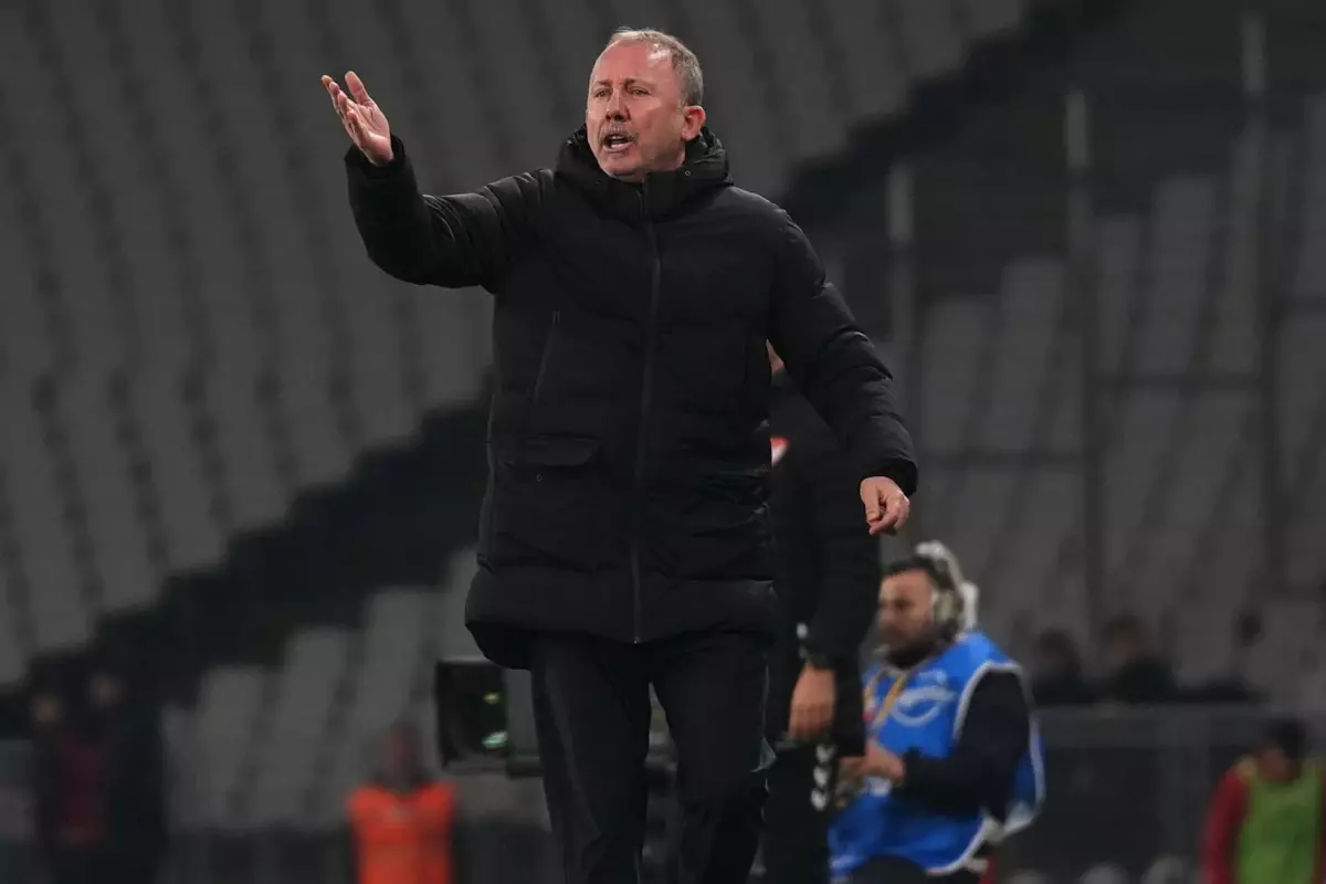 Sergen Yalçın’dan İstifa Söylentilerine Sert Yanıt: “Görevi Bırakmayacağım!”