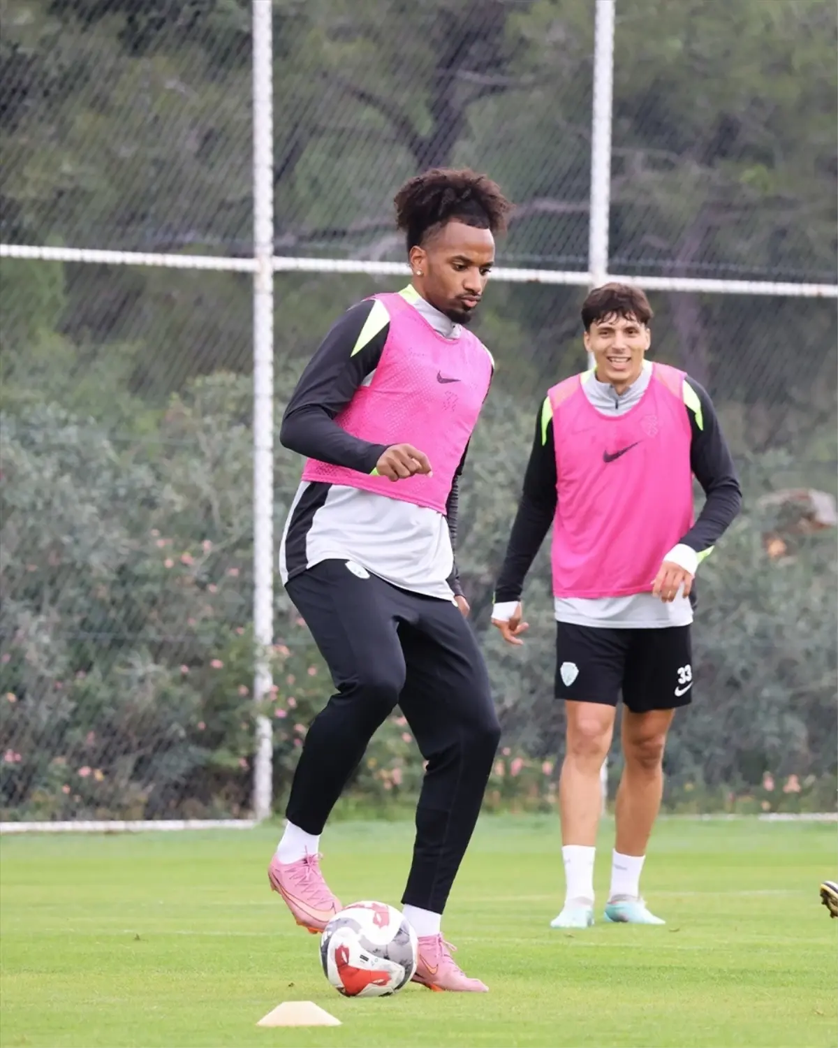 Serikspor İmaj Altyapı Vanspor Maçına Hazırlanıyor