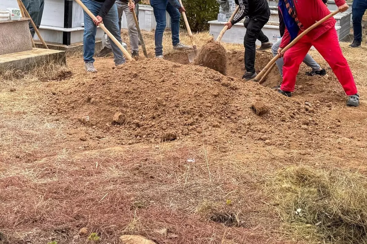 Skandal karar! Kentteki ilçe belediyeleri cenaze ve defin hizmetlerine son verdi