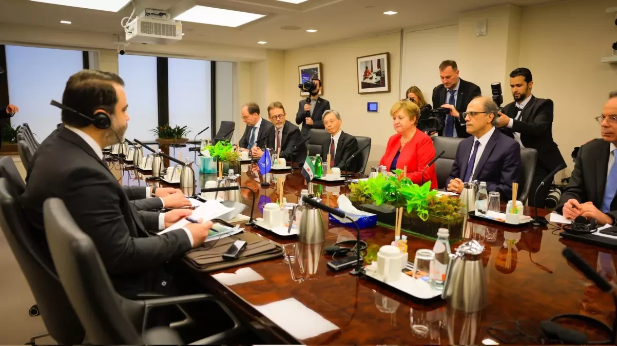 Suriye Cumhurbaşkanı Ahmed Şara, IMF Başkanı Kristalina Georgieva ile Washington’da Kritik Görüşme Gerçekleştirdi