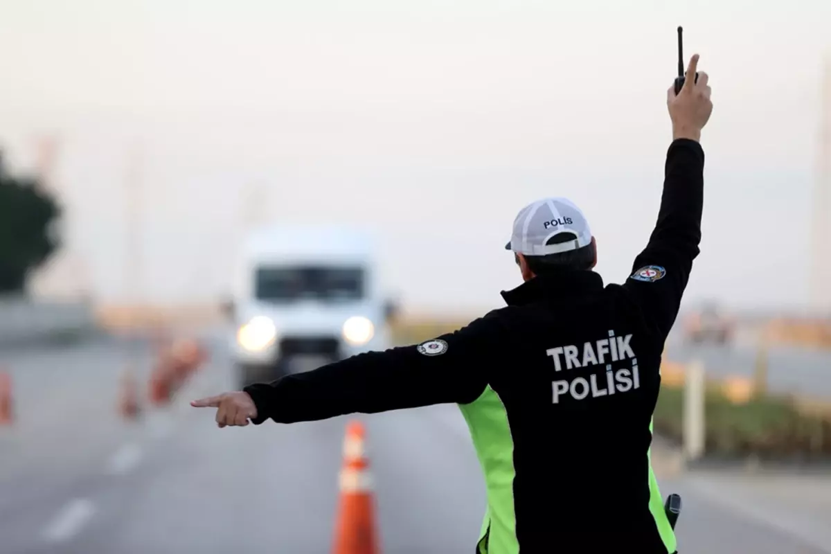 Sürücüler Dikkat! İstanbul’da Papa Ziyareti Nedeniyle Sokak Sokak Trafiğe Kapalı Yollar