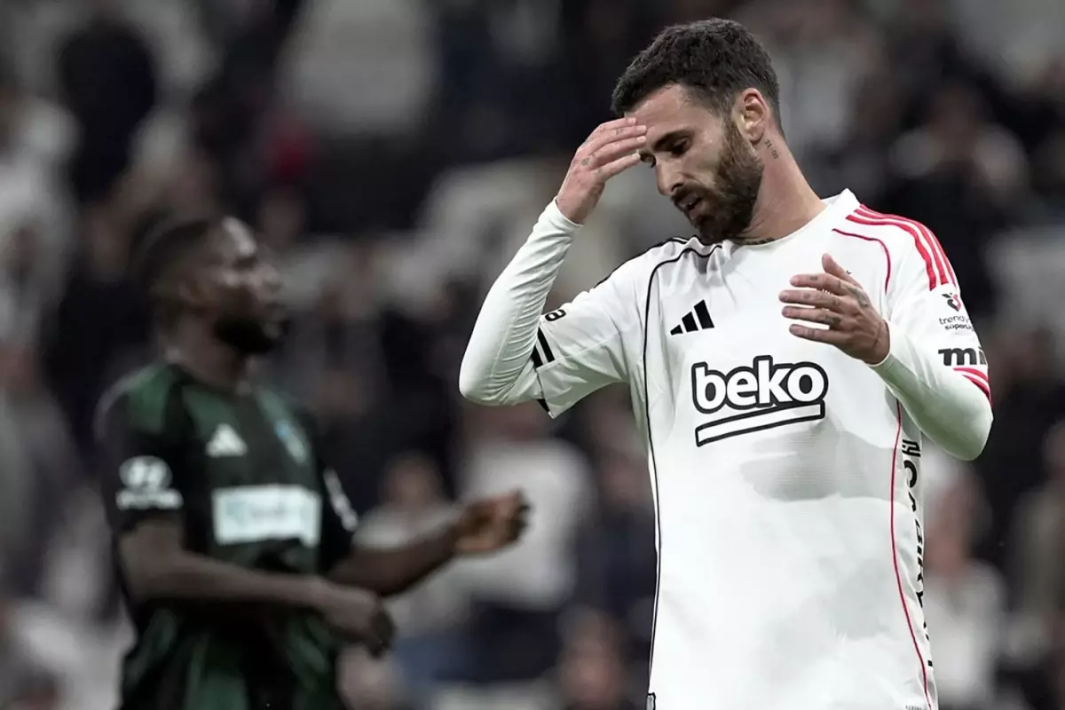 Takımdan ayrılıyor mu? Rafa Silva’nın menajerlik şirketinden 21 maddelik açıklama