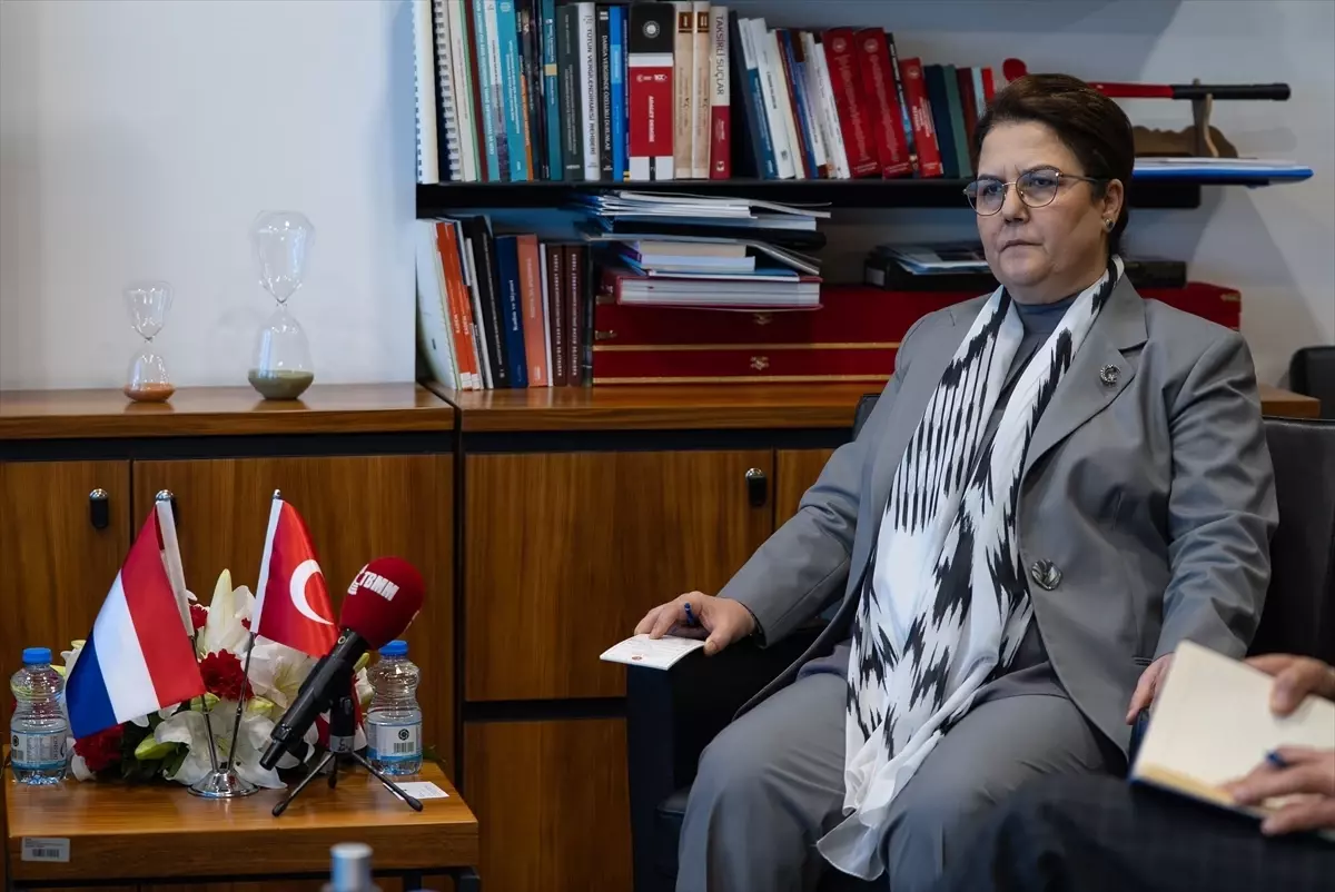 Türkiye ve Hollanda’dan İnsan Hakları ve İki Devletli Çözüm Vurgusu