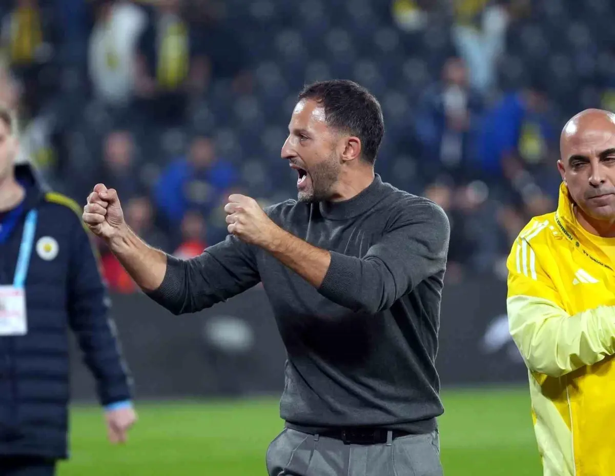 Tedesco’dan Taraftara Sevgi Dolu Görüntüler: Fenerbahçe’nin 4-2 Zaferi Sonrası Tribün Turu